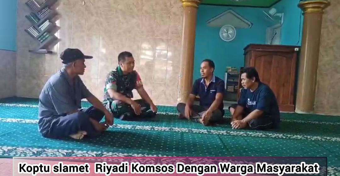 Di Parakansalak Komsos Dengan Tokoh Dan Warga Masyarakat Sering