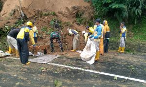 Hujan Mengguyur, Longsor Ganggu Jalur Sukabumi–Lebak