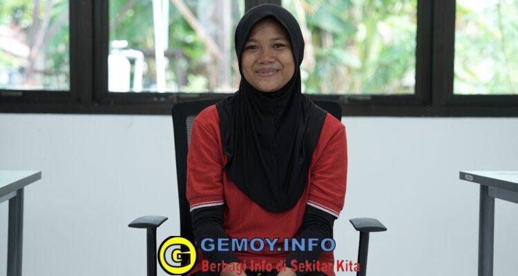 Sendiri di Tengah Perbedaan, Siswi Berhijab Ini Menemukan Rumah Baru di Sekolah Rakyat Kupang