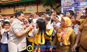 Luar Biasa Bangga!, Guru SMPN 111 Jakarta Bahagia Dikunjungi Prabowo